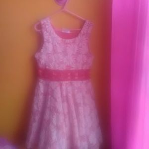 Girls dress